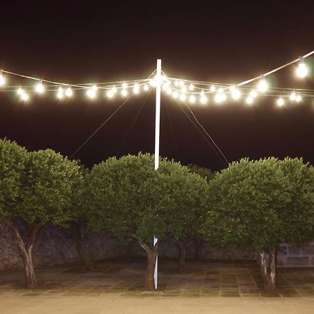 לצ'ה Masseria Paralupi מראה חיצוני תמונה